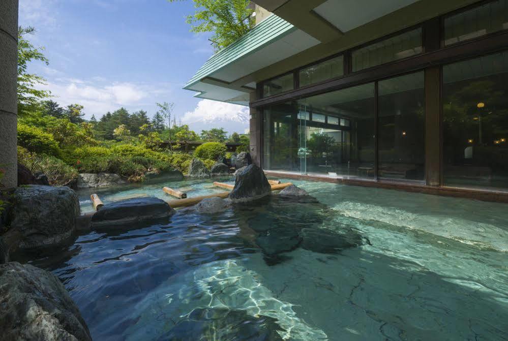 Fujisan Onsen Bessho Sasa Hotel Fujiyoshida Buitenkant foto