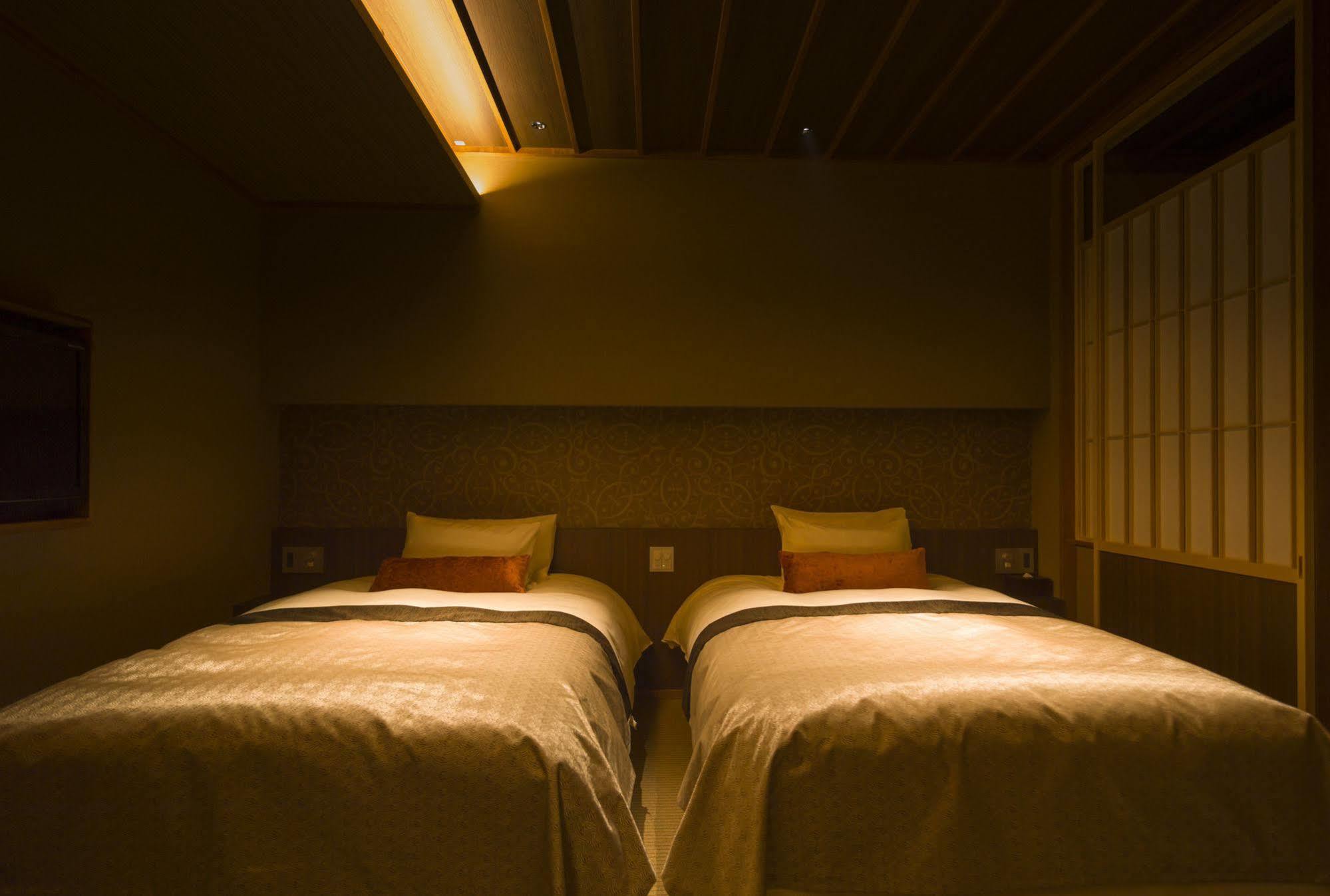 Fujisan Onsen Bessho Sasa Hotel Fujiyoshida Buitenkant foto